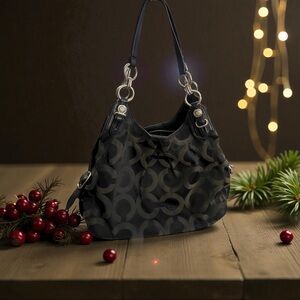 Coach Mia Opt Art Black Satin Maggie Signature No. E1082-15757 Vintage 2010